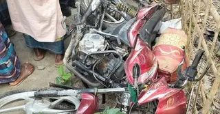 ঈদের ছুটিতে বাড়ি ফেরার পথে একই পরিবারের ৩ জন নিহত